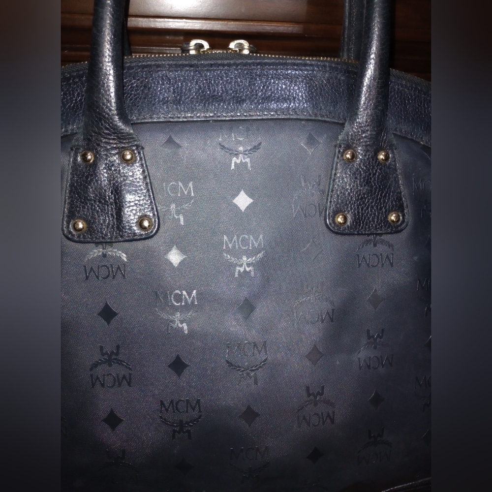 MCM Bags - Picture 4 of 16